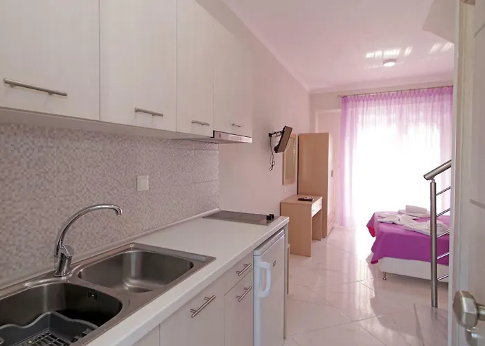 Aparthotel Mavridis 2 3*