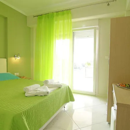 Mavridis 2 3*